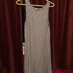 Sleeveless old navy dress